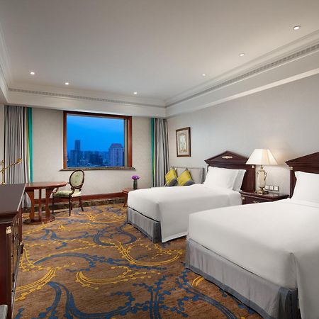 Crowne Plaza Shanghai Nanjing Road By Ihg Экстерьер фото