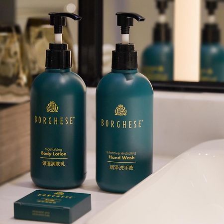 Crowne Plaza Shanghai Nanjing Road By Ihg Экстерьер фото Borghese products