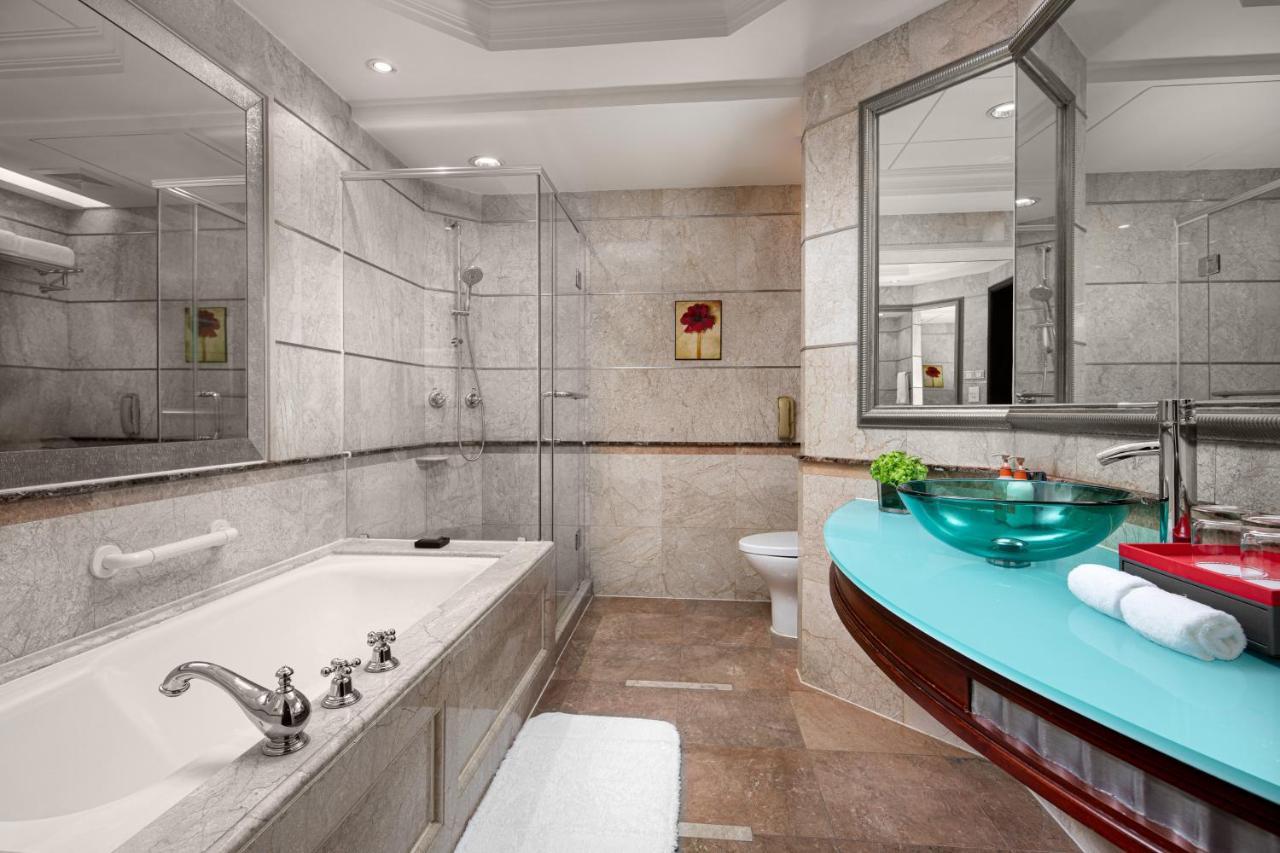 Crowne Plaza Shanghai Nanjing Road By Ihg Экстерьер фото Bathroom